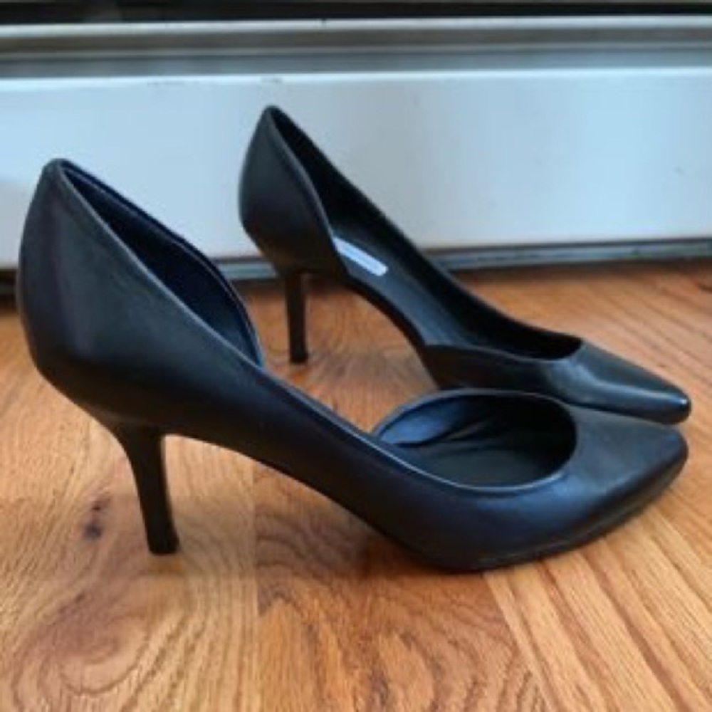 Steven Madden Elusive Black pumps